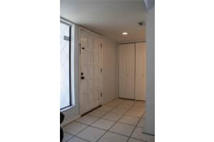 1836 CRYSTAL LAKE DRIVE, LAKELAND, FL 33801 - MLS#MFRL4954840