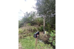 933 HENRY STREET, PUNTA GORDA, FL 33950 - MLS#MFRL4954848