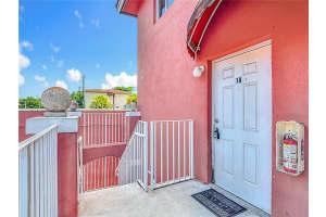 3817 17TH AVENUE, MIAMI, FL 33142 - MLS#MFRL4954852