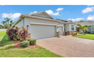 3934 BEDFORD AVENUE, WINTER HAVEN, FL 33884 Sold 09/24/25