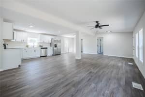 10525 HUNTERS TRAIL, LAKELAND, FL 33809 Sold 09/03/25