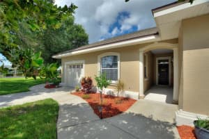 275 LOMA DR, WINTER HAVEN, FL 33881 - MLS#MFRL4954964