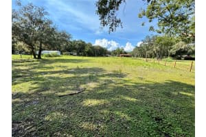 2240 OLD DIXIE HIGHWAY, AUBURNDALE, FL 33823 Sold 11/24/25