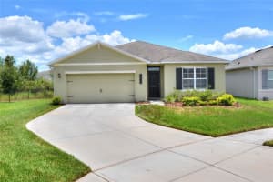 1829 PRISTINE LOOP, LAKELAND, FL 33811 - MLS#MFRL4955000
