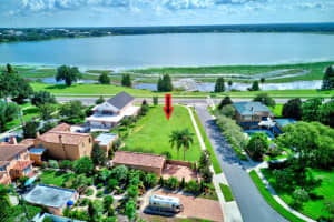 981 LAKE HOLLINGSWORTH DRIVE, LAKELAND, FL 33803 Sold 10/30/25