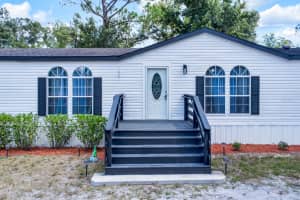 2425 WOODS TRAIL, LAKELAND, FL 33809 - MLS#MFRL4955031