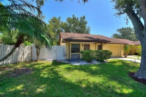 6308 Highland Gardens Ct, LAKELAND
