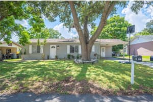 5915 MAY STREET, LAKELAND, FL 33812 - MLS#MFRL4955068