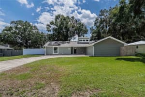 2822 Forestgreen Dr S, LAKELAND