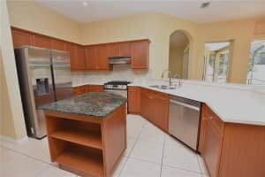 3203 HIGHLANDS LAKEVIEW CIRCLE, LAKELAND, FL 33812 - MLS#MFRL4955124