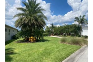 706 MEANDERING WAY, POLK CITY, FL 33868 - MLS#MFRL4955168