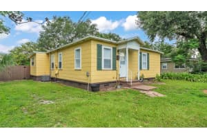 1613 LINCOLN AVENUE, LAKELAND, FL 33803 - MLS#MFRL4955181