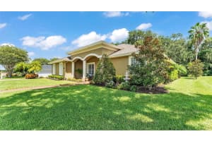 810 OSPREY LANDING DRIVE, LAKELAND, FL 33813 - MLS#MFRL4955185