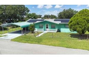 1020 York St, HAINES CITY