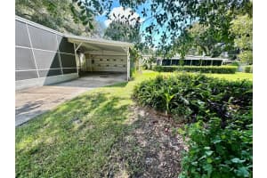 220 Grove Ridge Dr, WINTER HAVEN