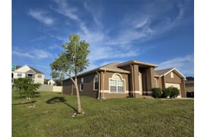 4532 GREAT BLUE HERON DR DRIVE, LAKELAND, FL 33812 - MLS#MFRL4955278