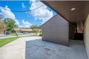 341 LAKE HARRIS DRIVE, LAKELAND, FL 33813 - MLS#MFRL4955334