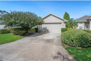 1829 ROCKY POINTE DRIVE, LAKELAND, FL 33813 - MLS#MFRL4955430