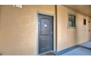 904 CHARO PARKWAY, DAVENPORT, FL 33897 - MLS#MFRL4955432