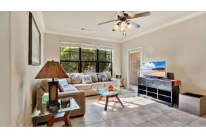 904 CHARO PARKWAY, DAVENPORT, FL 33897 - MLS#MFRL4955432