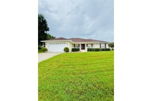 5857 Manchester Dr W, LAKELAND