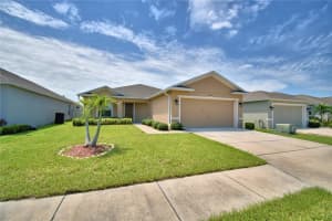 8203 CAMPBELL CROSSING CIRCLE, LAKELAND, FL 33810 - MLS#MFRL4955497