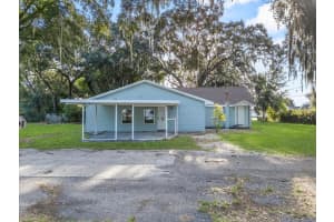 226 Denton Ave, AUBURNDALE