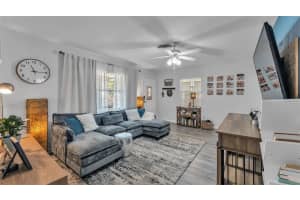 1842 MAIN STREET, LAKELAND, FL 33801 - MLS#MFRL4955534