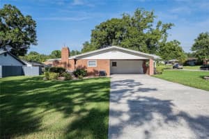 706 PATRICIA PL, LAKELAND, FL 33809 - MLS#MFRL4955573