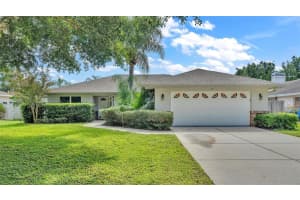 2232 Palmview Cir W, AUBURNDALE