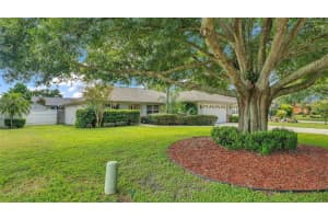 2232 PALMVIEW CIRCLE, AUBURNDALE, FL 33823 - MLS#MFRL4955586