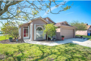 701 Reflections Dr, WINTER HAVEN