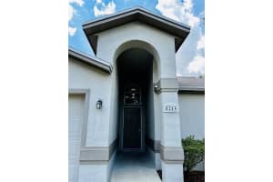 5215 MARTINIQUE DRIVE, LAKELAND, FL 33812 - MLS#MFRL4955659