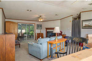 6221 PINEWOOD VILLAGE CIR W, LAKELAND, FL 33811 - MLS#MFRL4955660