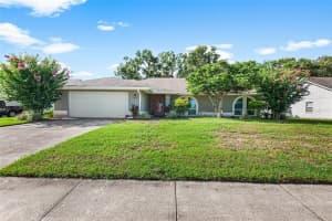 707 POWDER HORN ROW, LAKELAND, FL 33809 - MLS#MFRL4955664
