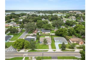 2008 CRYSTAL LAKE DRIVE, LAKELAND, FL 33801 - MLS#MFRL4955678