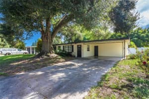 29 LAMPLIGHT LANE, WINTER HAVEN, FL 33884 - MLS#MFRL4955684