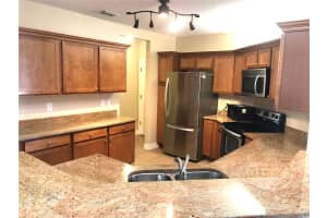 923 VIRGINIA AVENUE, LAKELAND, FL 33815 - MLS#MFRL4955686