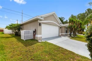 244 HALSTEAD DRIVE, DAVENPORT, FL 33897 - MLS#MFRL4955691