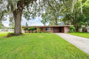 1402 Phyllis St, LAKELAND