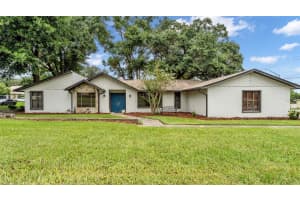 724 PALMORE COURT, LAKELAND, FL 33813 - MLS#MFRL4955753