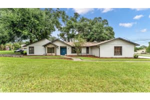 724 PALMORE COURT, LAKELAND, FL 33813 - MLS#MFRL4955753