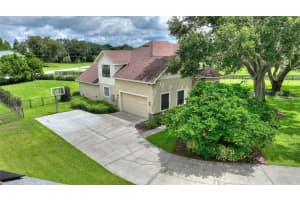 1211 GREY FOX HOLLOW DR, WINTER HAVEN, FL 33880 Sold 10/21/25