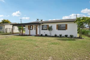 2633 ROYAL DRIVE, LAKELAND, FL 33801 - MLS#MFRL4955816