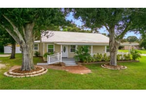 736 LAKE WALES ROAD, LAKE WALES, FL 33859 - MLS#MFRL4955863