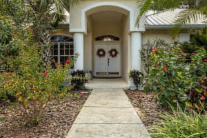 5304 PLANTATION VISTA WAY, LAKELAND, FL 33813 - MLS#MFRL4955910
