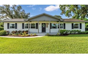 1807 Sterling Dr, LAKELAND