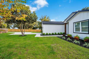 4807 DOSSEY ROAD, LAKELAND, FL 33811 - MLS#MFRL4955949