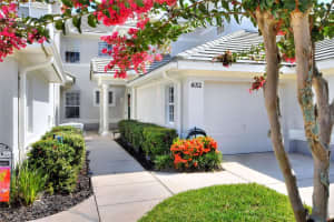 632 Grasslands Village Cir, LAKELAND
