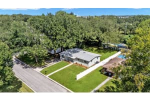 562 LAKE BONNY DRIVE, LAKELAND, FL 33801 - MLS#MFRL4956012